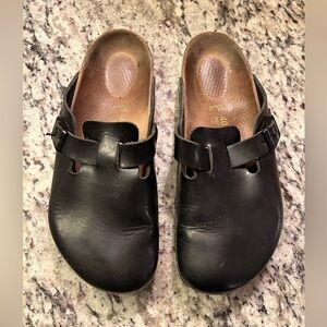 Birkenstock Boston Clogs, black leather, size 40